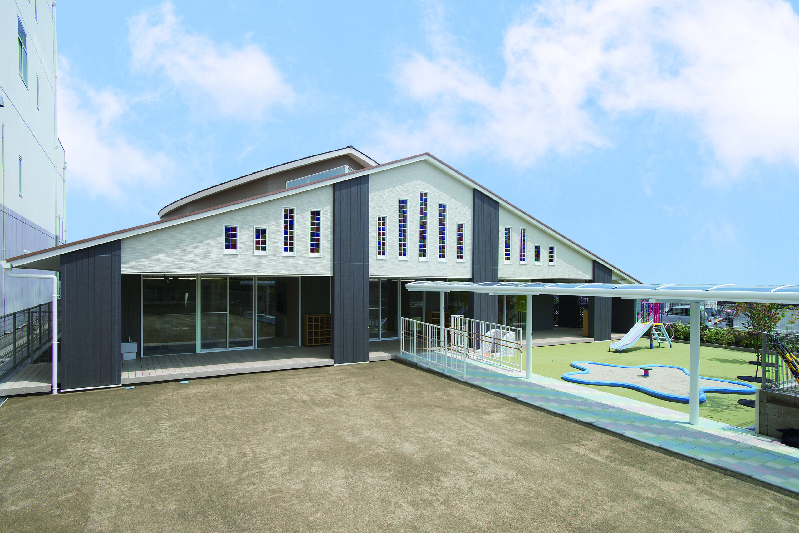 週末の小売店ミーティングは、iPad を中心とした新しいスタッフ ソフトウェアに関連していますか? [更新: 店舗のマイナーチェンジ]